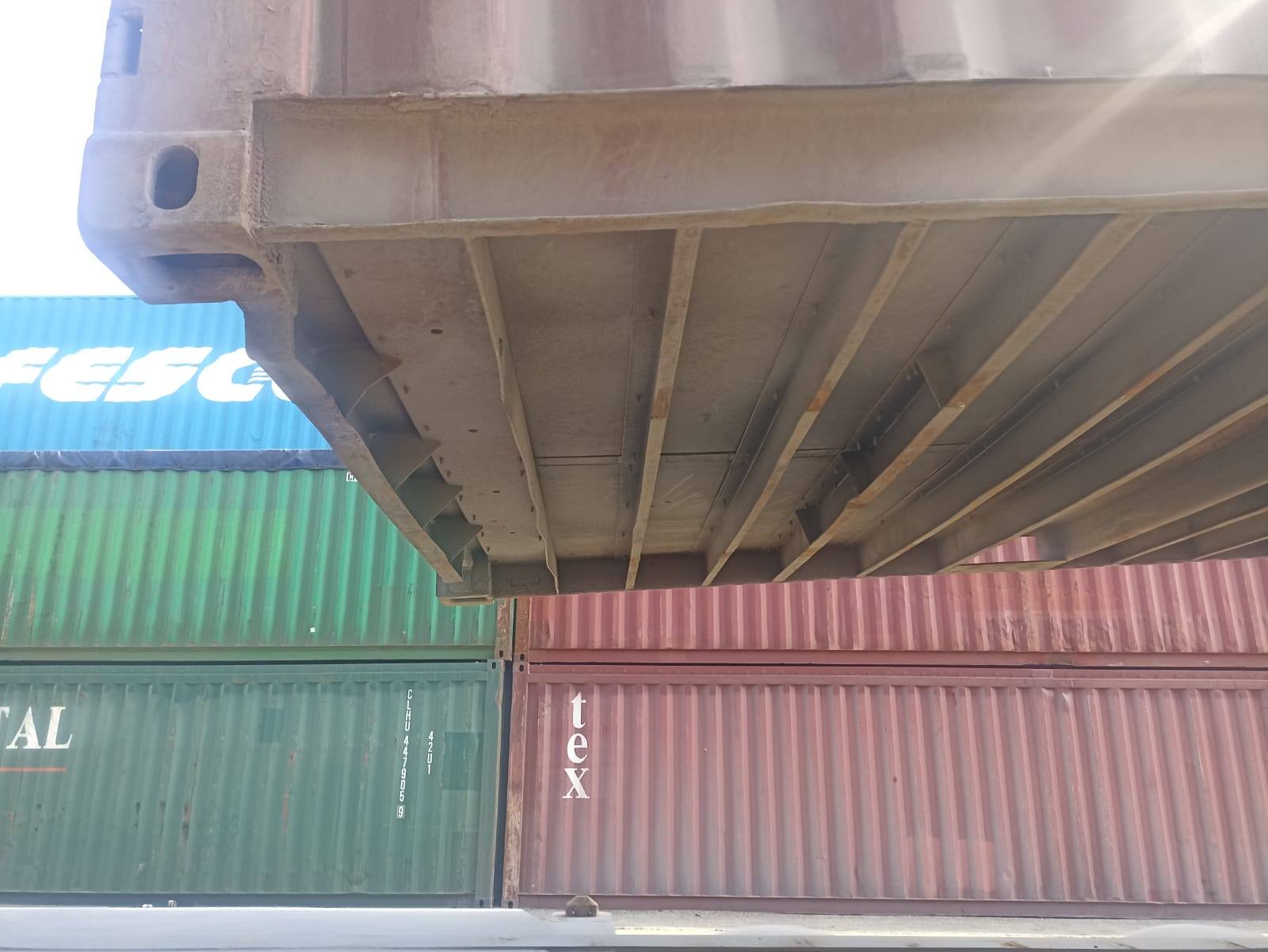 Морской контейнер TGHU1041402